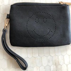 Small Wristlet - Black